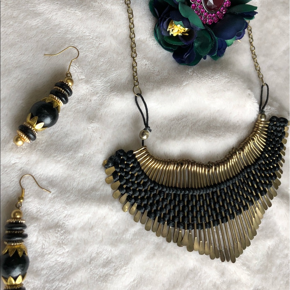 Necklace - Picture 4 of 8
